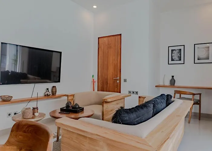 New! Queen Villa - 2Br Villa In Seminyak
